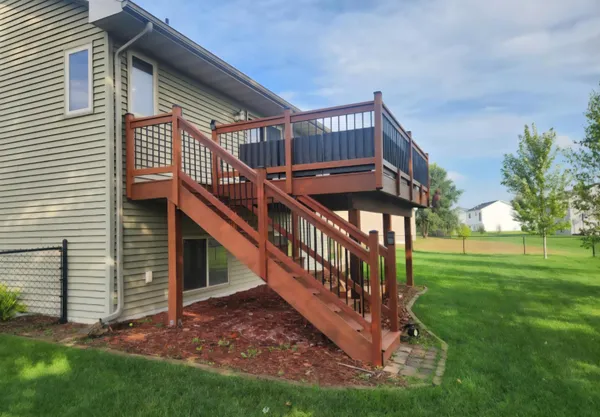 $350,000 | 12085 39th Avenue, Becker, MN 55308