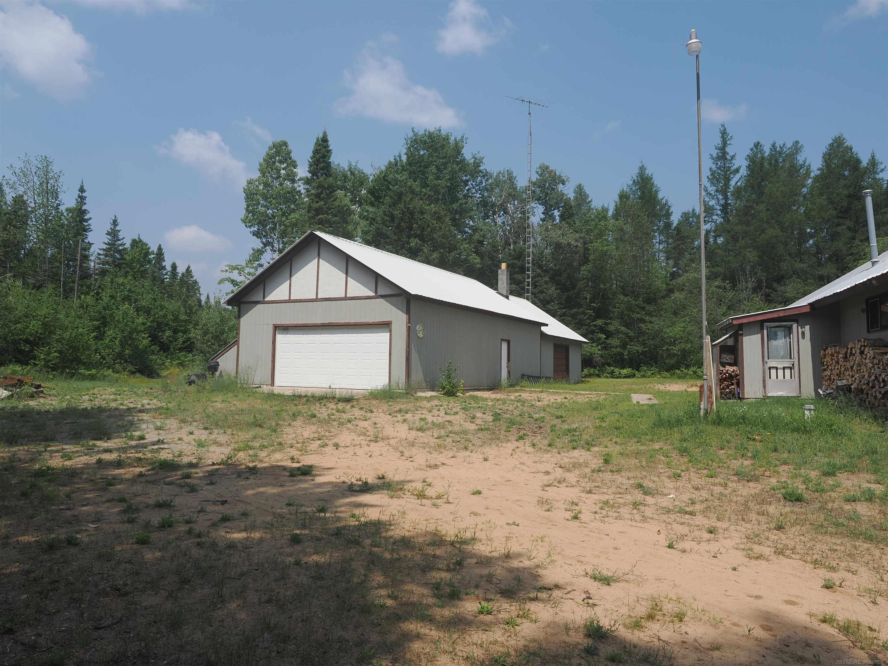 9976 South Salt Point Road Eckerman, MI 49728 - Photo 38 of 48