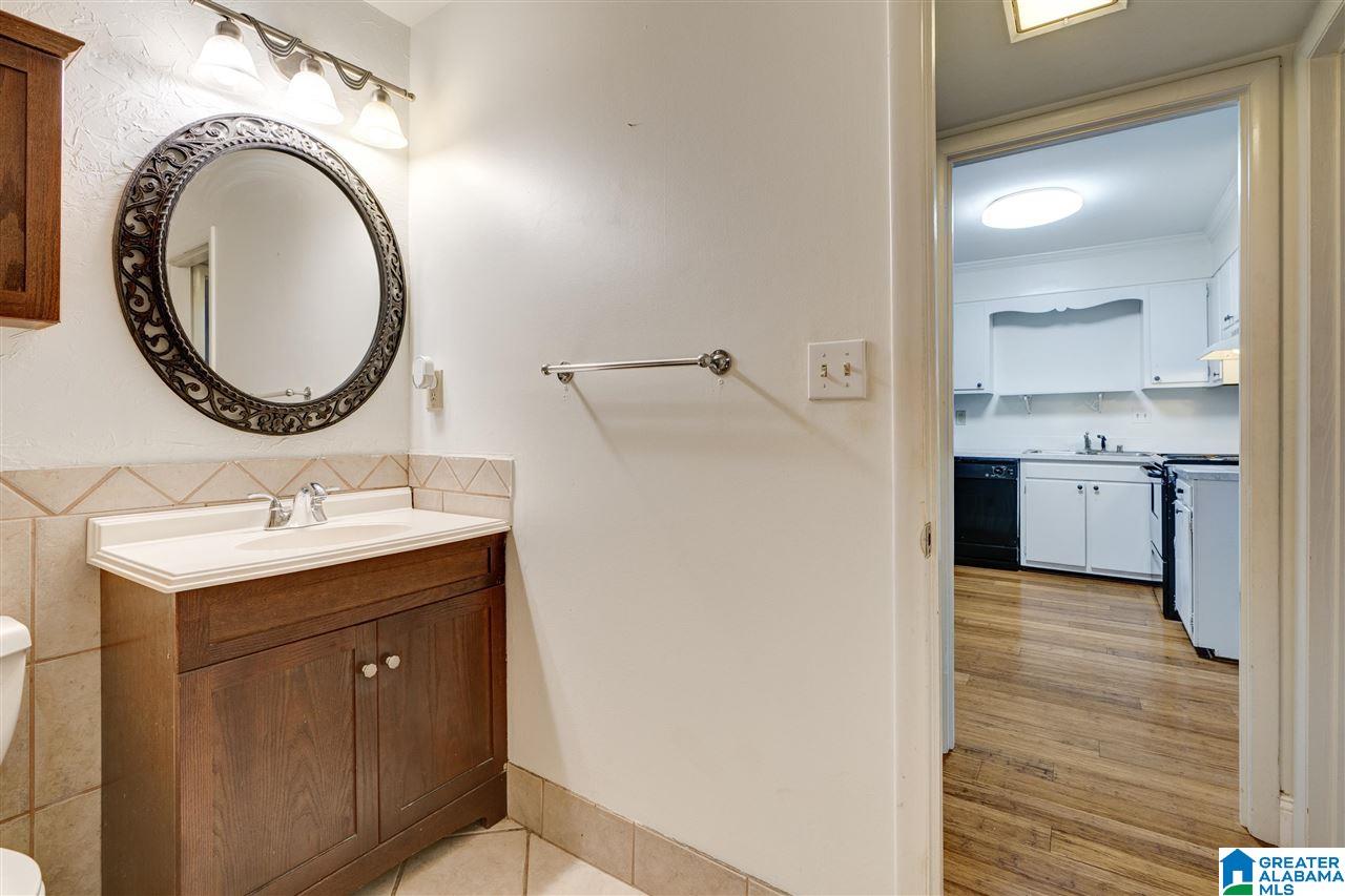 55 Hanover Circle, Unit 305 Birmingham, AL 35205 - Photo 11 of 33