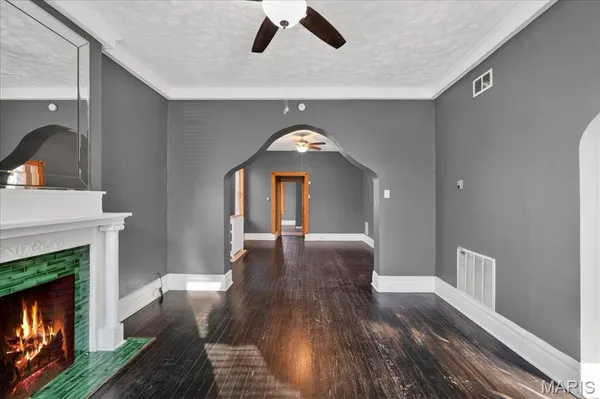 $1,650 | 8215 Pennsylvania Avenue, St. Louis, MO 63111