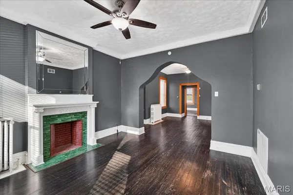 $1,650 | 8215 Pennsylvania Avenue, St. Louis, MO 63111