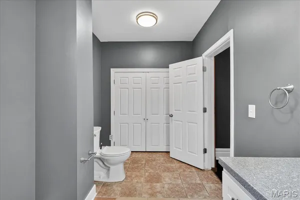 $1,650 | 8215 Pennsylvania Avenue, St. Louis, MO 63111