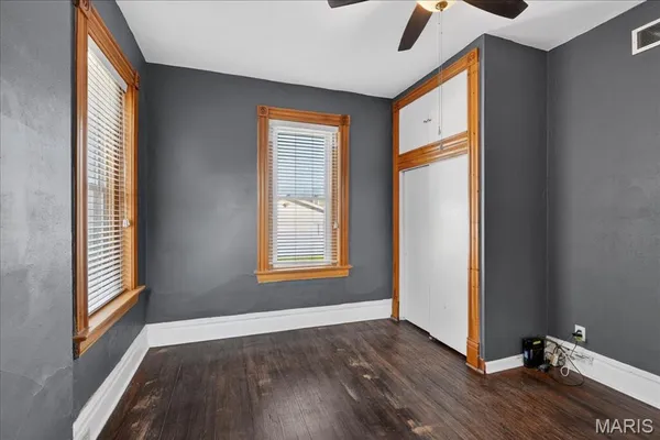 $1,650 | 8215 Pennsylvania Avenue, St. Louis, MO 63111