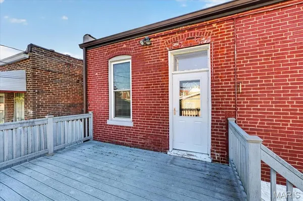 $1,650 | 8215 Pennsylvania Avenue, St. Louis, MO 63111