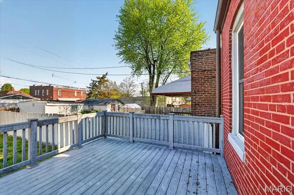 $1,650 | 8215 Pennsylvania Avenue, St. Louis, MO 63111