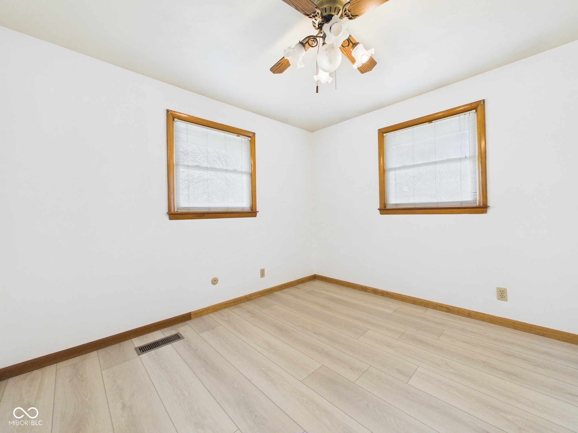 719 Rainbow Boulevard Anderson, IN 46012 - Photo 19 of 37