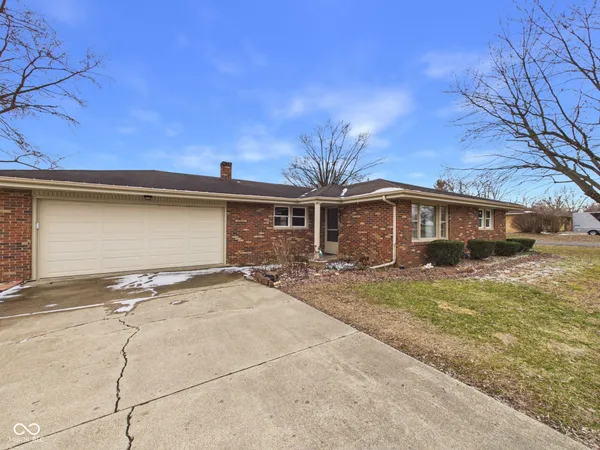 $209,900 | 719 Rainbow Boulevard, Anderson, IN 46012
