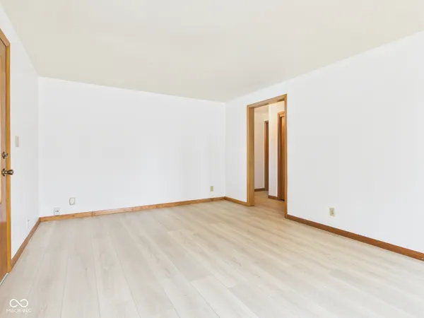$209,900 | 719 Rainbow Boulevard, Anderson, IN 46012