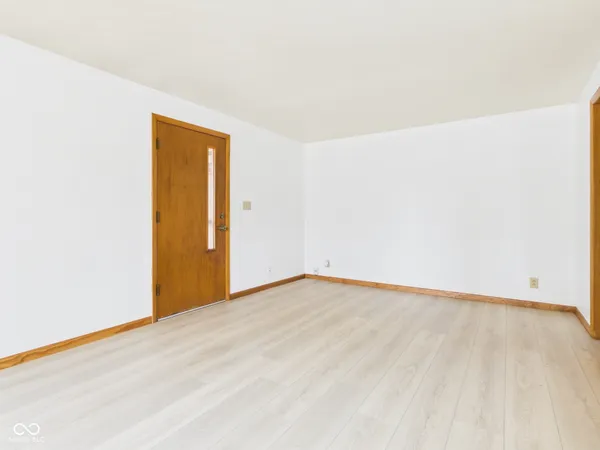 $209,900 | 719 Rainbow Boulevard, Anderson, IN 46012