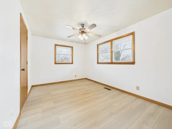 $209,900 | 719 Rainbow Boulevard, Anderson, IN 46012