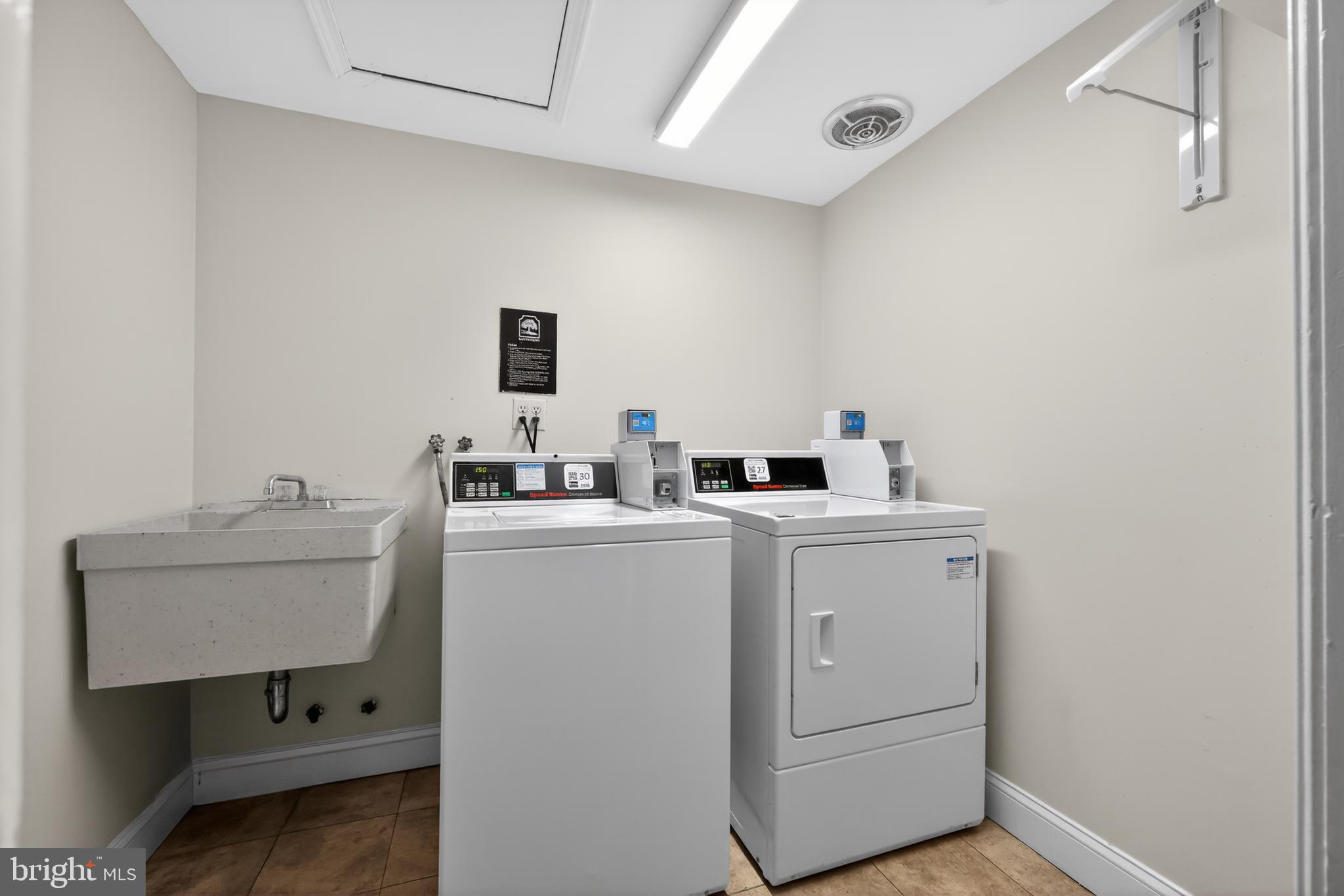 419 Drummers Lane, Unit 419 Wayne, PA 19087 - Photo 27 of 30