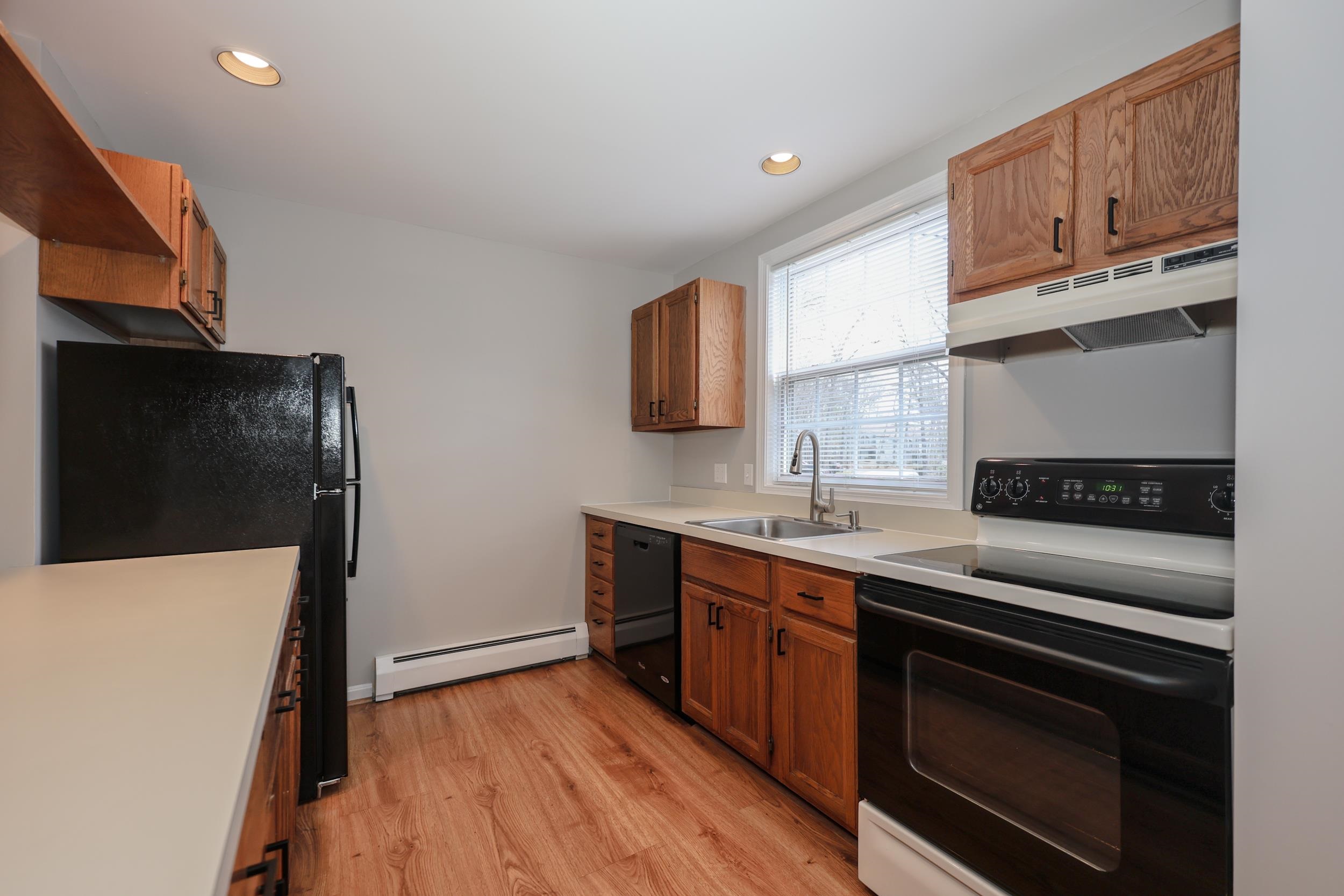 1465 Hooksett Road, Unit 104 Hooksett, NH 03106 - Photo 12 of 46