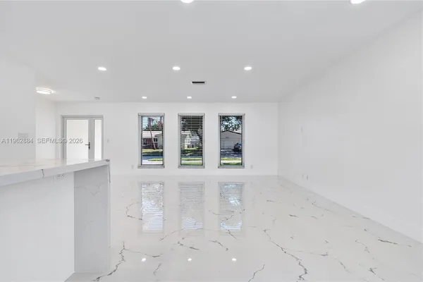 $1,295,000 | 5711 Northeast 20th Terrace, Fort Lauderdale, FL 33308