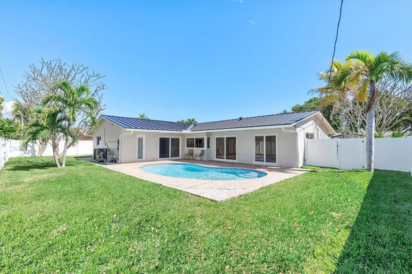 $1,295,000 | 5711 Northeast 20th Terrace, Fort Lauderdale, FL 33308