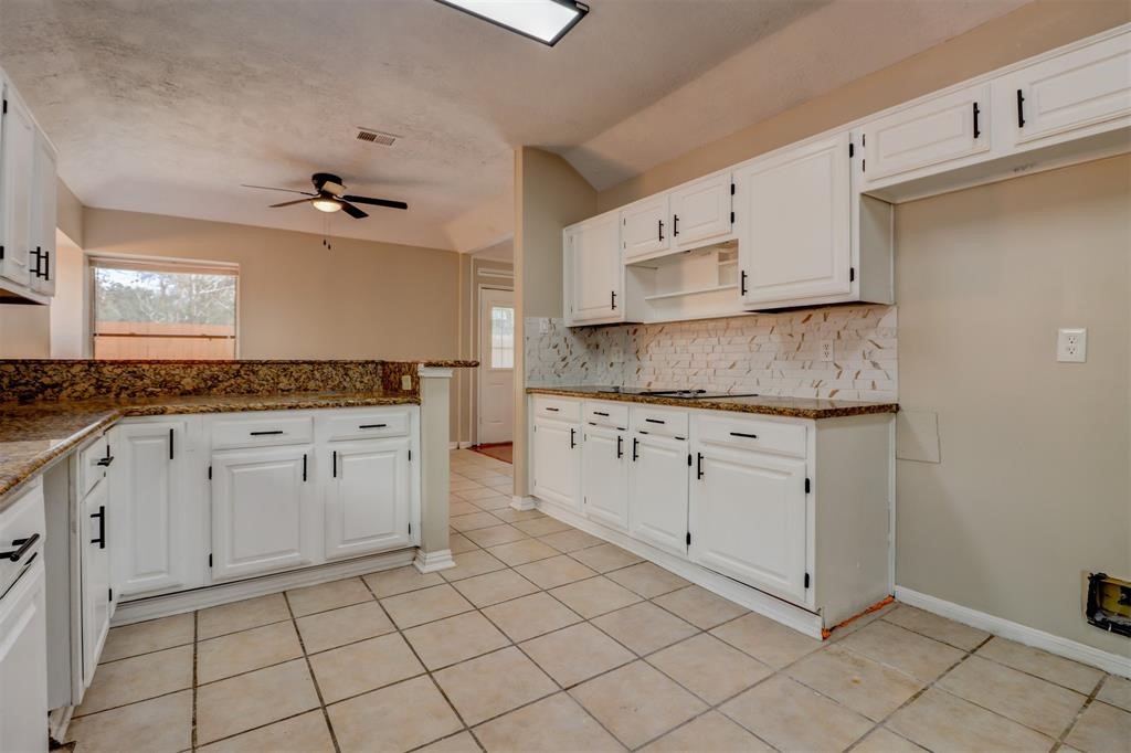 21102 Marcin Drive Spring, TX 77388 - Photo 9 of 25