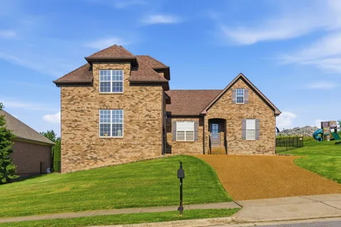 $500,000 | 108 Shadowhaven Way North, Hendersonville, TN 37075