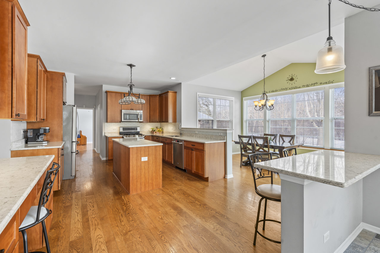 1575 Old Forge Road Bartlett, IL 60103 - Photo 15 of 52