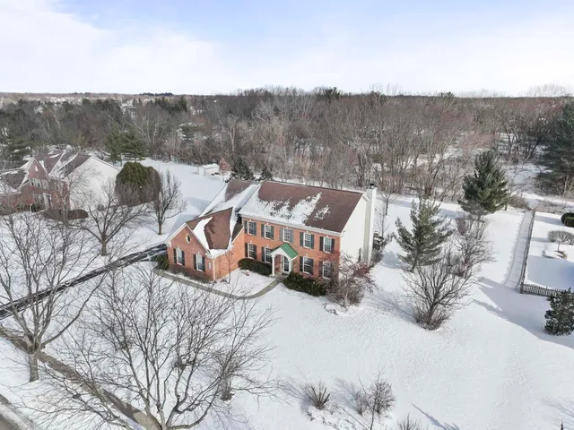 $699,900 | 1575 Old Forge Road, Bartlett, IL 60103