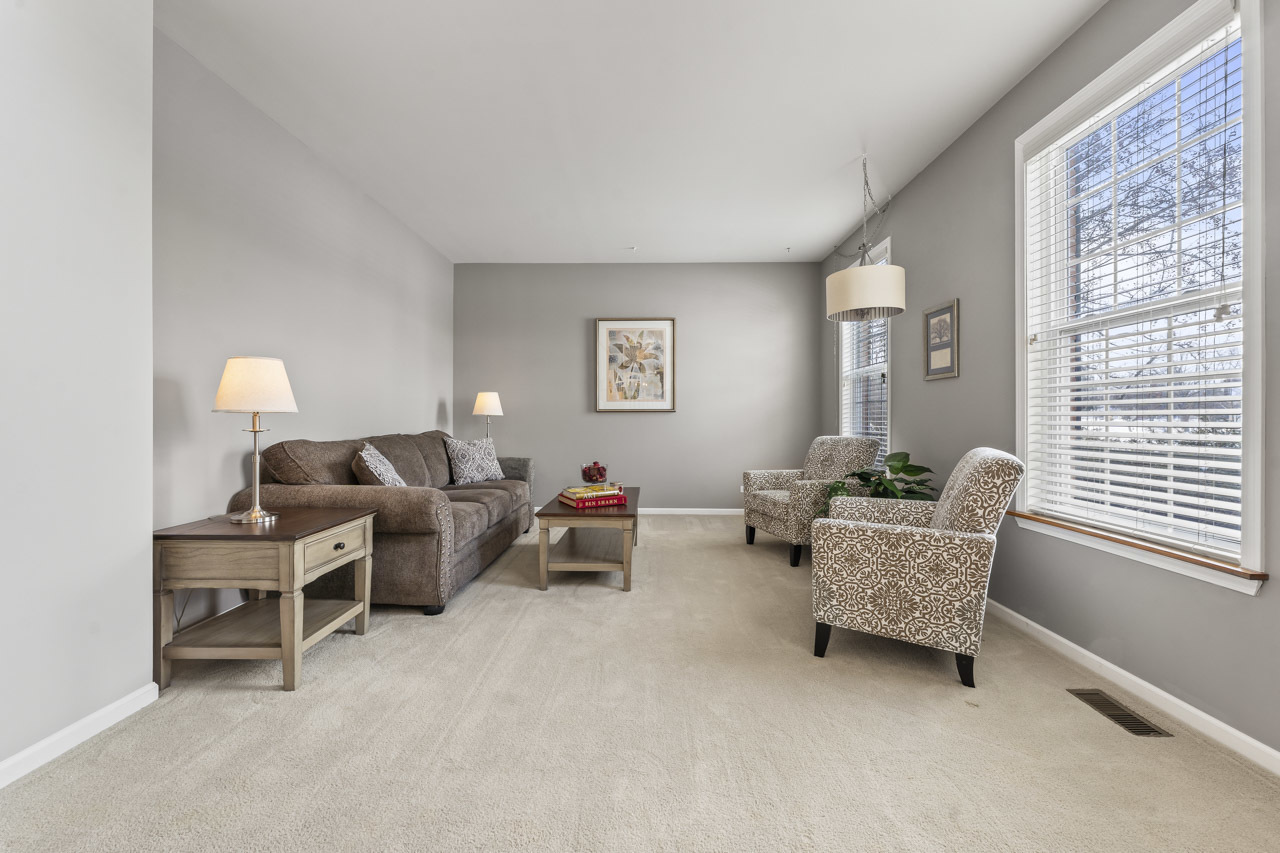 1575 Old Forge Road Bartlett, IL 60103 - Photo 8 of 52