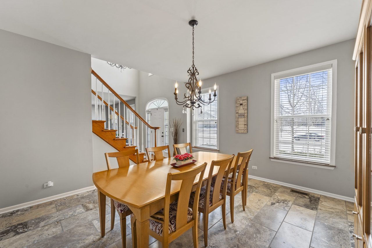 1575 Old Forge Road Bartlett, IL 60103 - Photo 10 of 52