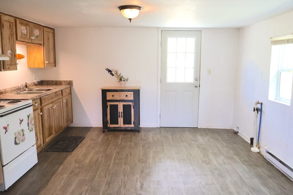 884 Eagle Bottom Road Fries, VA 24330 - Photo 22 of 38 Gallery Image 22