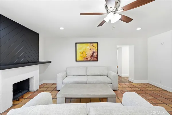 $859,500 | 2075 Sherman Street, Simi Valley, CA 93065