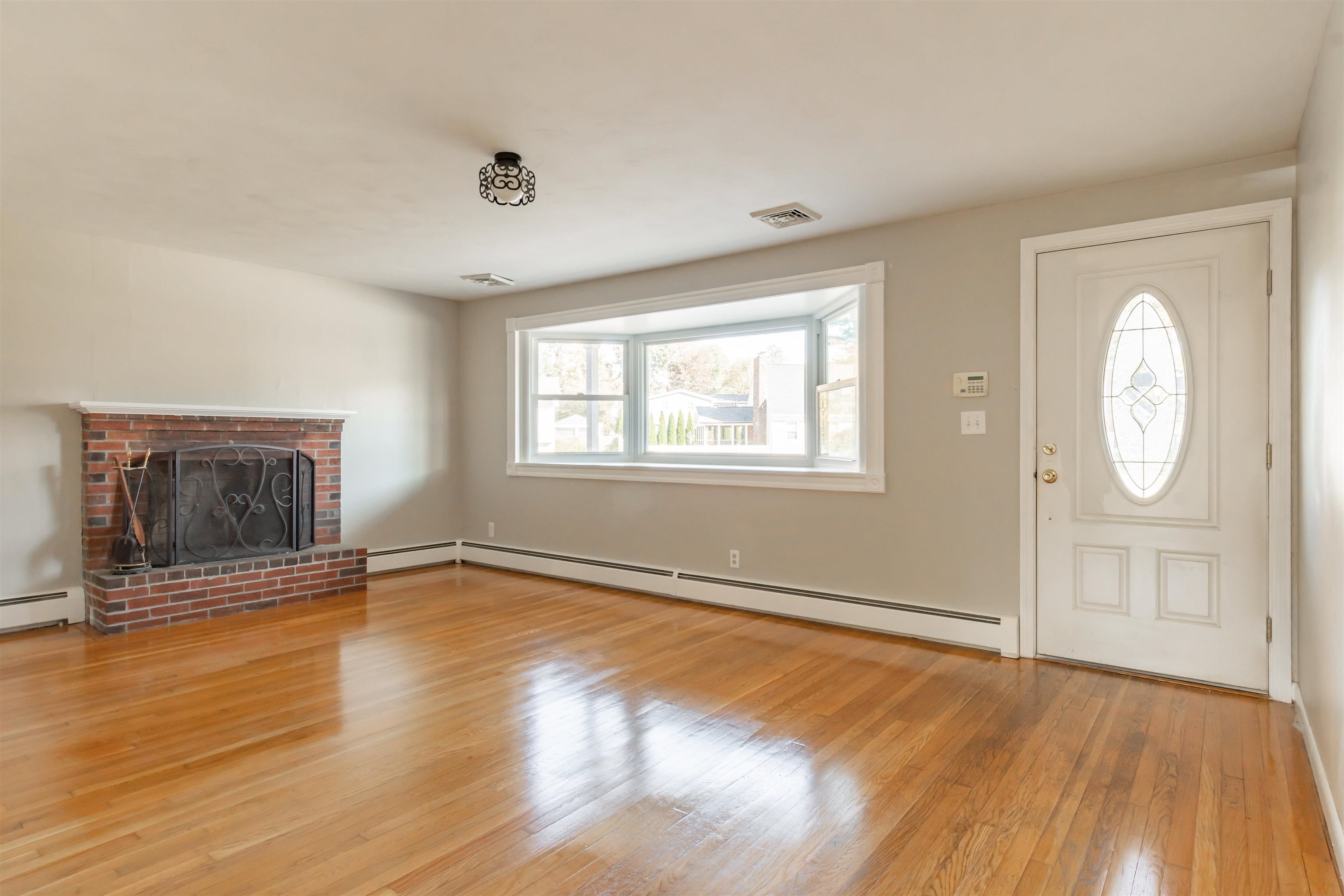 8 Stonehaven Road Nashua, NH 03062 - Photo 12 of 20