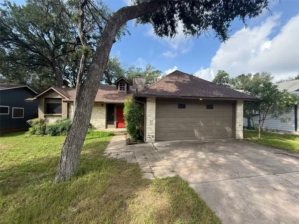 $2,350 | 2811 Crownspoint Drive, Austin, TX 78748