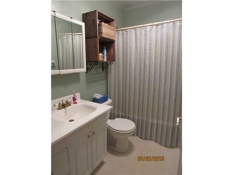 1199 Brush Run Road Washington, PA 15301 - Photo 15 of 25 Full Bath.