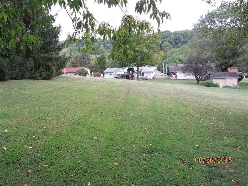 1199 Brush Run Road Washington, PA 15301 - Photo 4 of 25 Exterior Back.