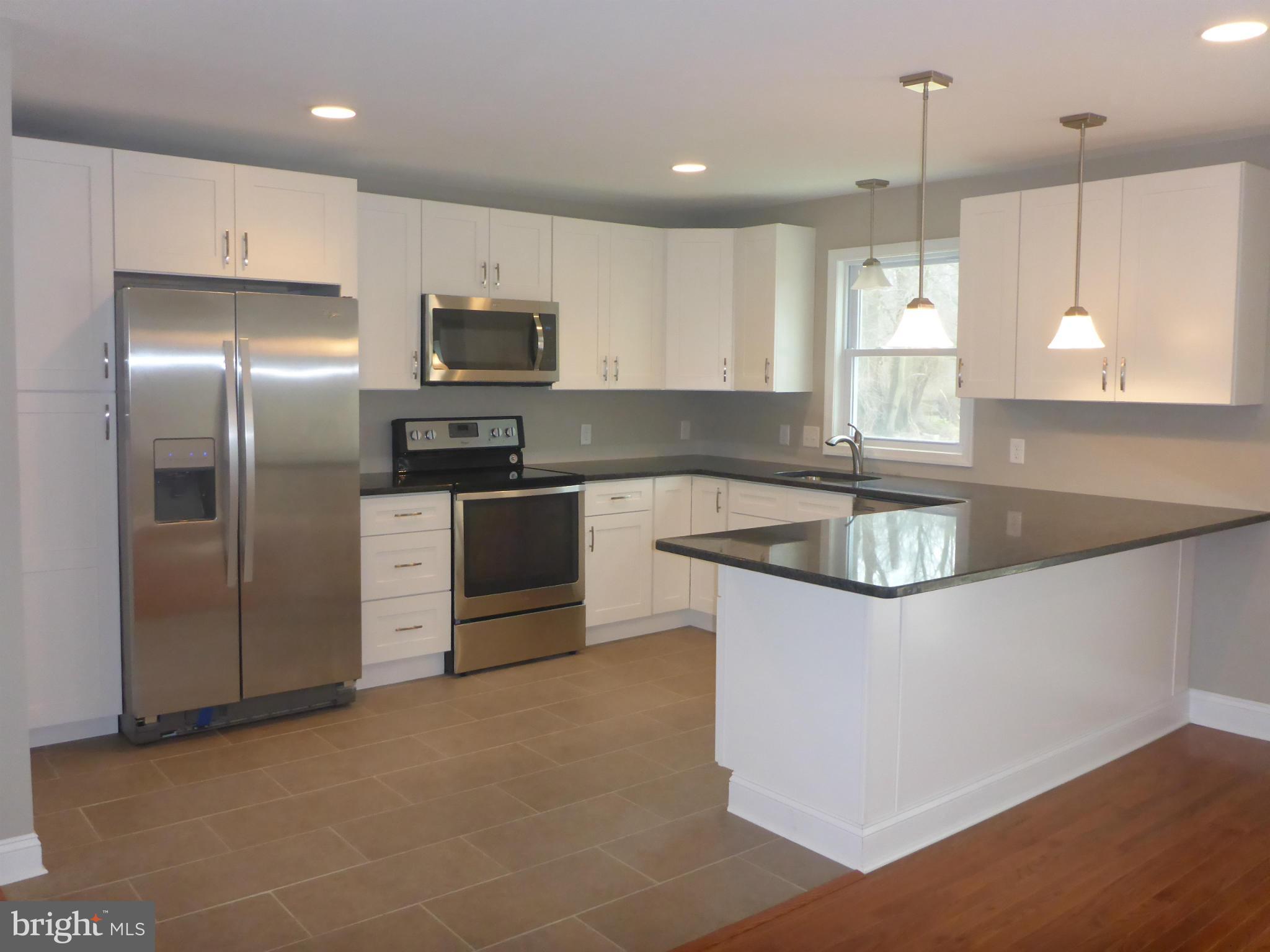 285 Hilltop Road Elkton, MD 21921 - Photo 12 of 28 Adorable Kitchen w/ Granite Counters