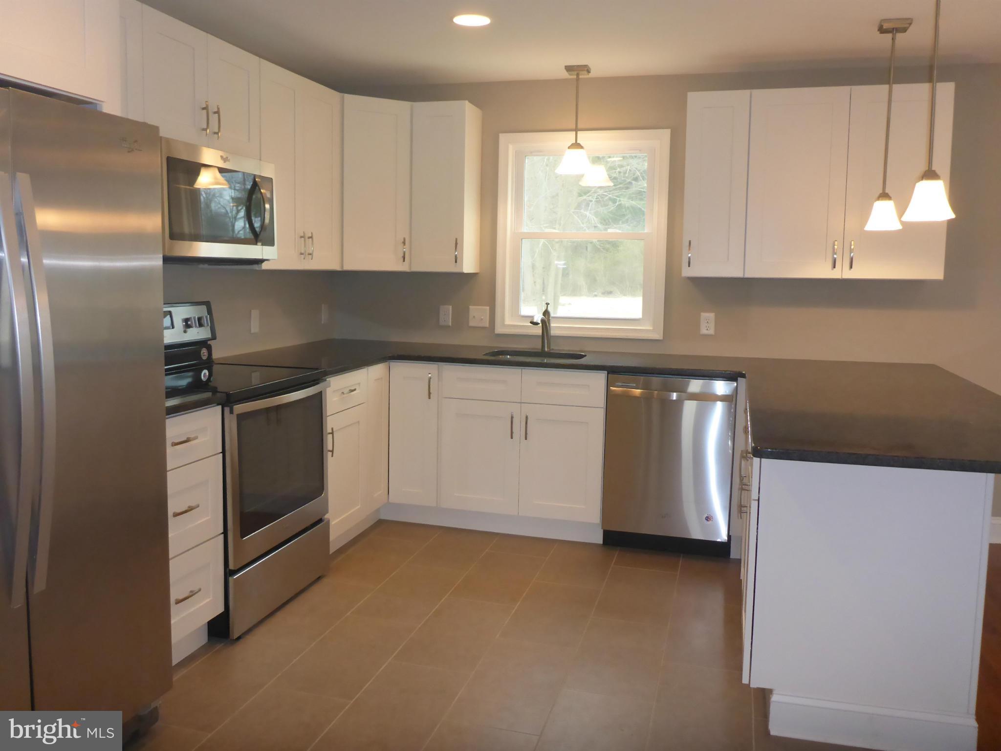 285 Hilltop Road Elkton, MD 21921 - Photo 14 of 28 Stainless Appliances