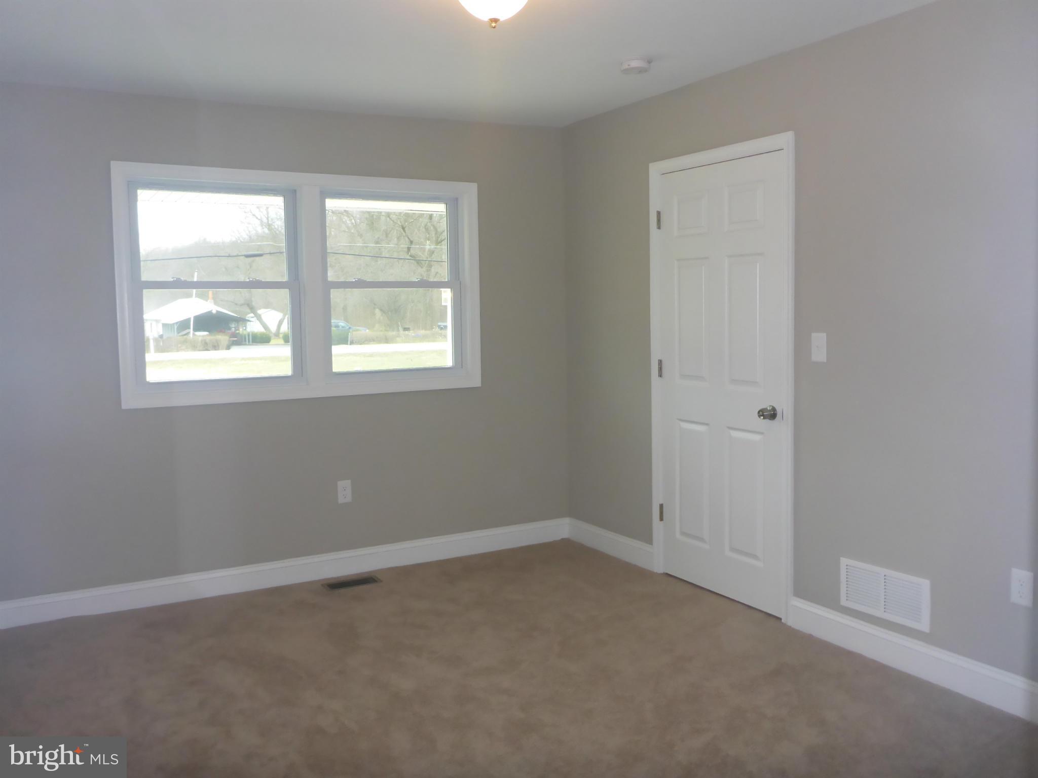 285 Hilltop Road Elkton, MD 21921 - Photo 15 of 28 Master Bedroom with Walk-In Closet