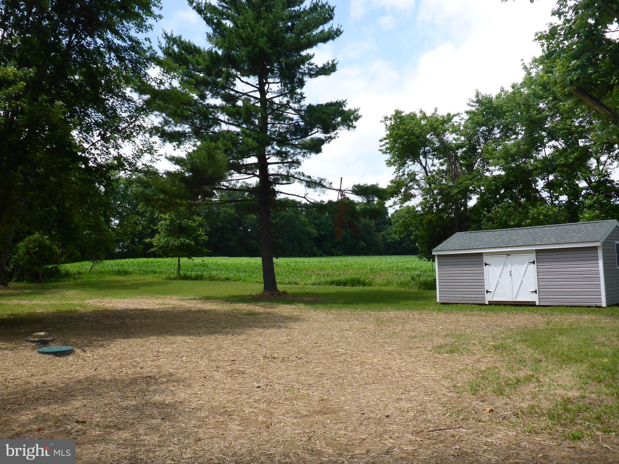 285 Hilltop Road Elkton, MD 21921 - Photo 4 of 28 Adjoins farmland