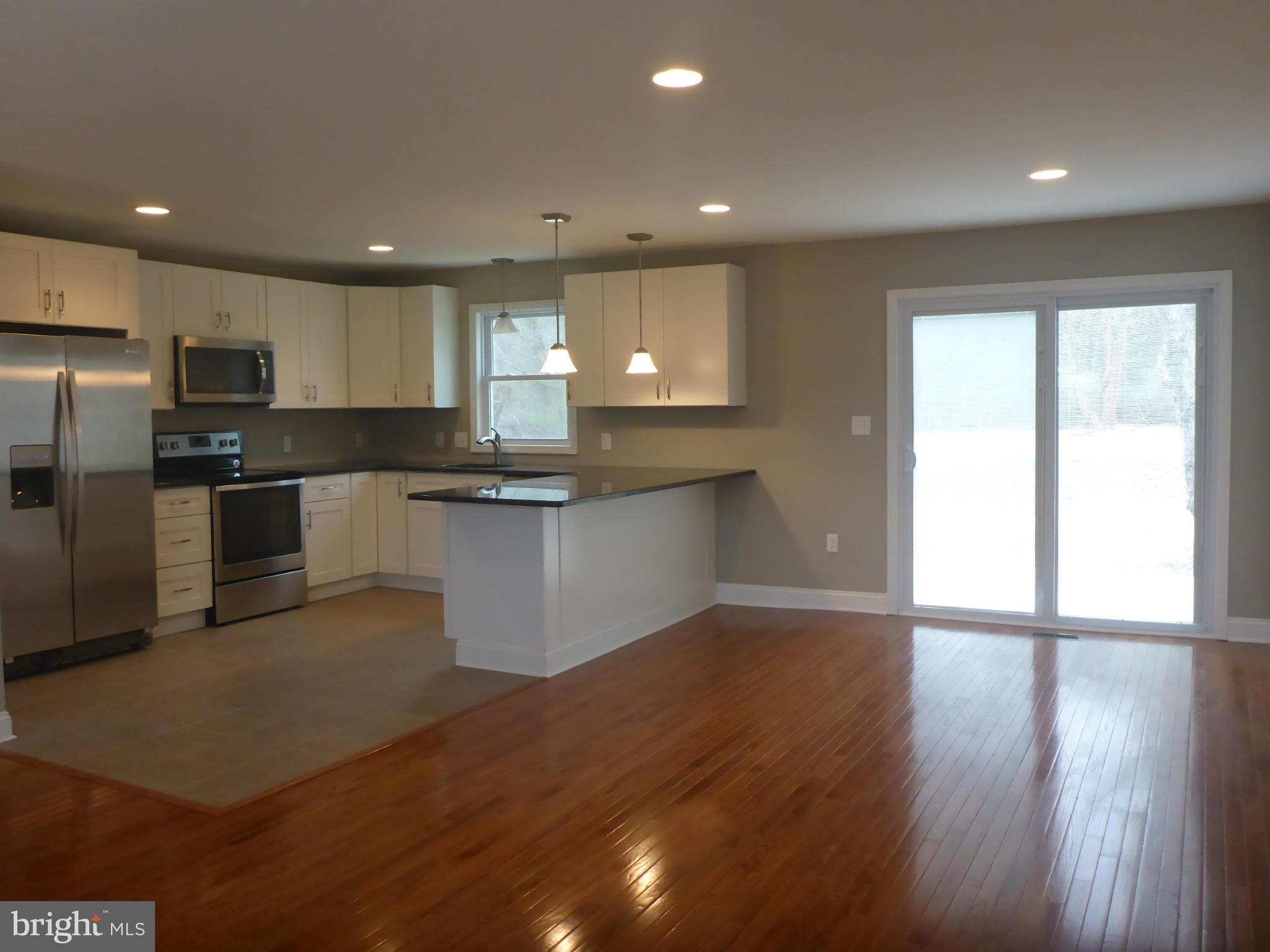 285 Hilltop Road Elkton, MD 21921 - Photo 9 of 28 Nice Open Layout