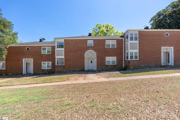 $279,000 | 100 Lewis Drive, Unit 8C, Greenville, SC 29605