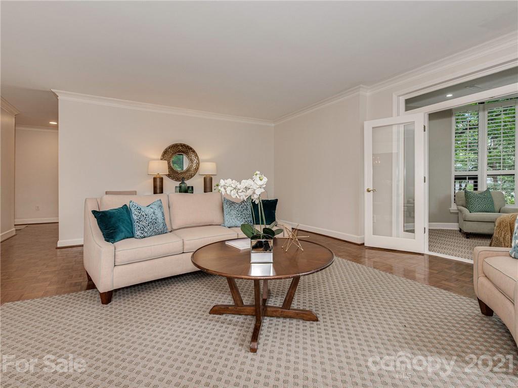 918 Cherokee Road Charlotte, NC 28207 - Photo 14 of 27 Gallery Image 14