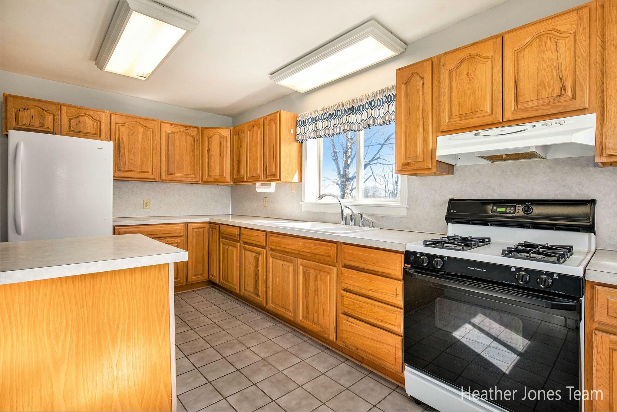 3239 Kent Road Sheridan, MI 48884 - Photo 7 of 18 tempImage4RZy4V