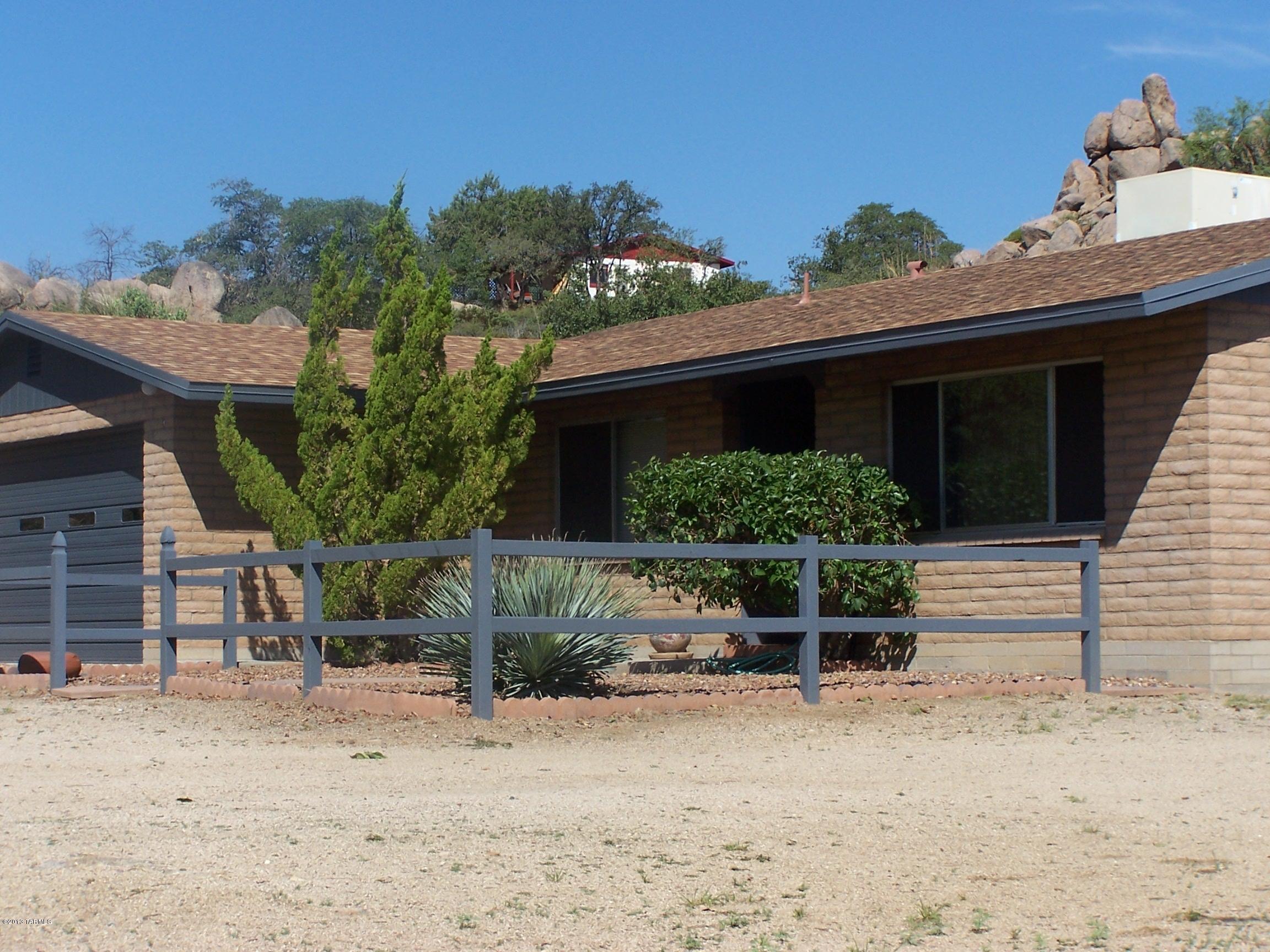 1880 South Cody Loop Road Oracle, AZ 85623 - Photo 21 of 28