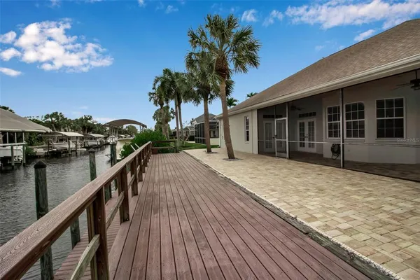 $4,000 | 4620 Swordfish Drive, Bradenton, FL 34208