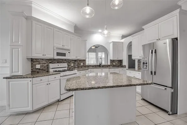 $4,000 | 4620 Swordfish Drive, Bradenton, FL 34208