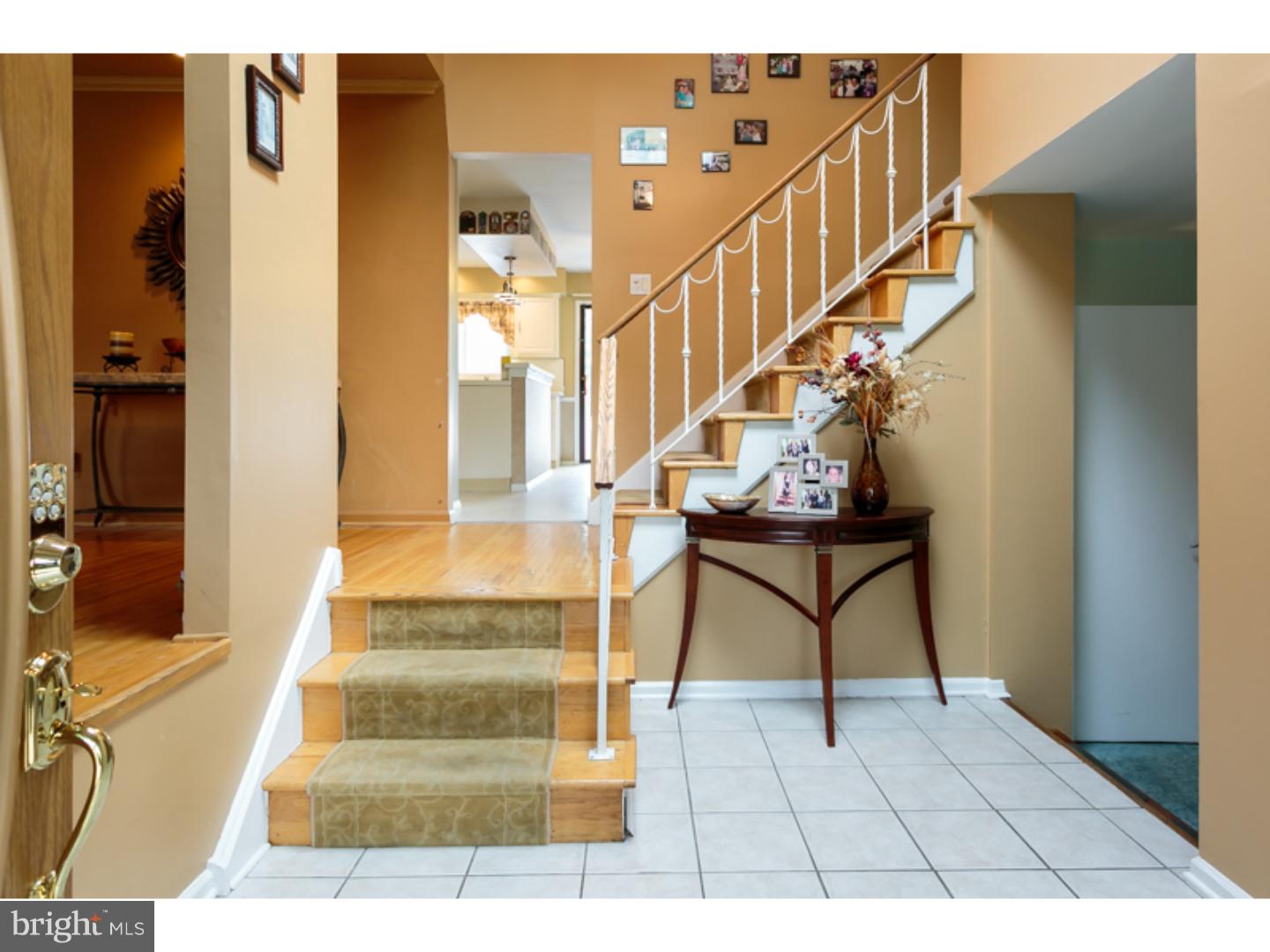 9 Sandringham Road Cherry Hill, NJ 08003 - Photo 3 of 25