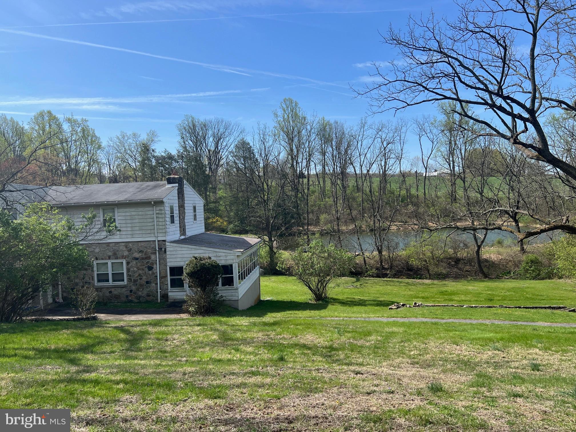 98 Fox Road Fleetwood, PA 19522 - Photo 1 of 28 Gallery Image 1