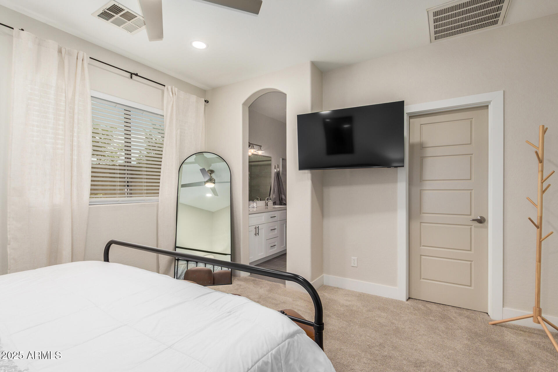 22203 South 214th Street Queen Creek, AZ 85142 - Photo 21 of 52 24 - 214th