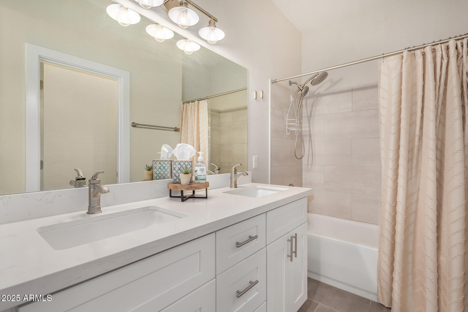 22203 South 214th Street Queen Creek, AZ 85142 - Photo 23 of 52 25 - 214th