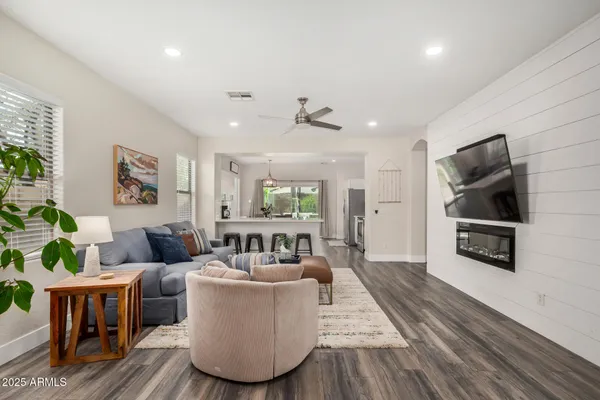 $3,500 | 22203 South 214th Street, Queen Creek, AZ 85142