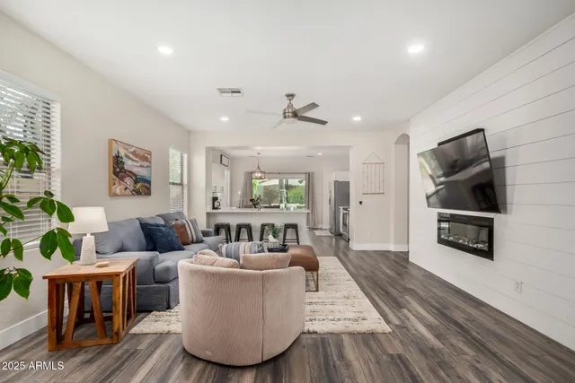 $3,500 | 22203 South 214th Street, Queen Creek, AZ 85142