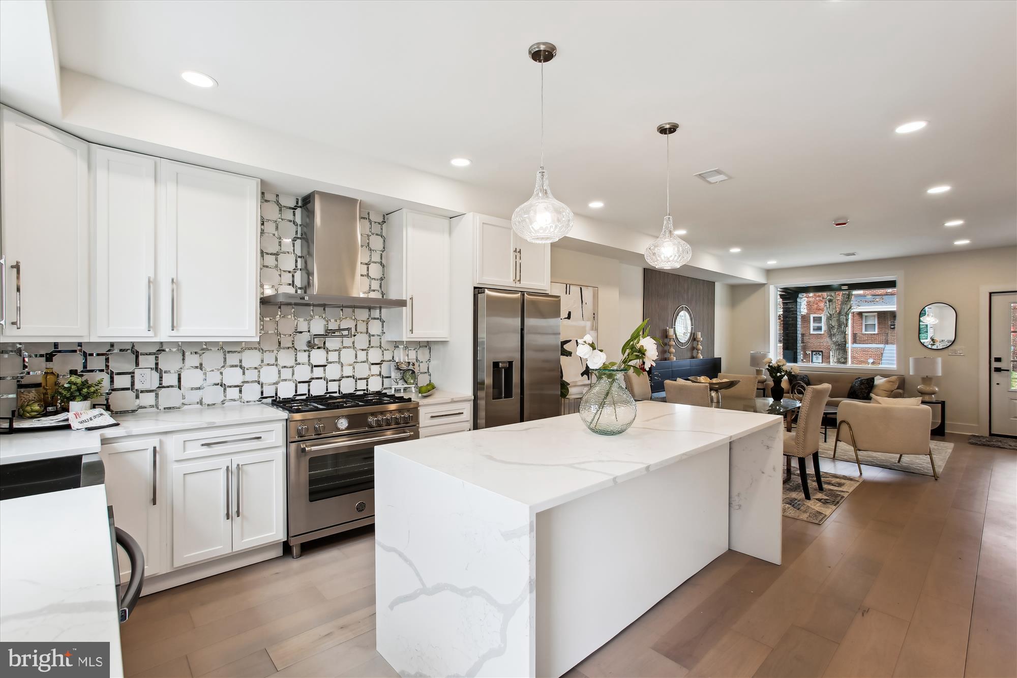 331 16th Street Northeast Washington, DC 20002 - Photo 4 of 26 Gallery Image 4