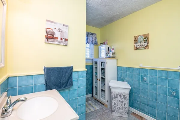 $699,999 | 189 Holyoke Street, Lynn, MA 01905