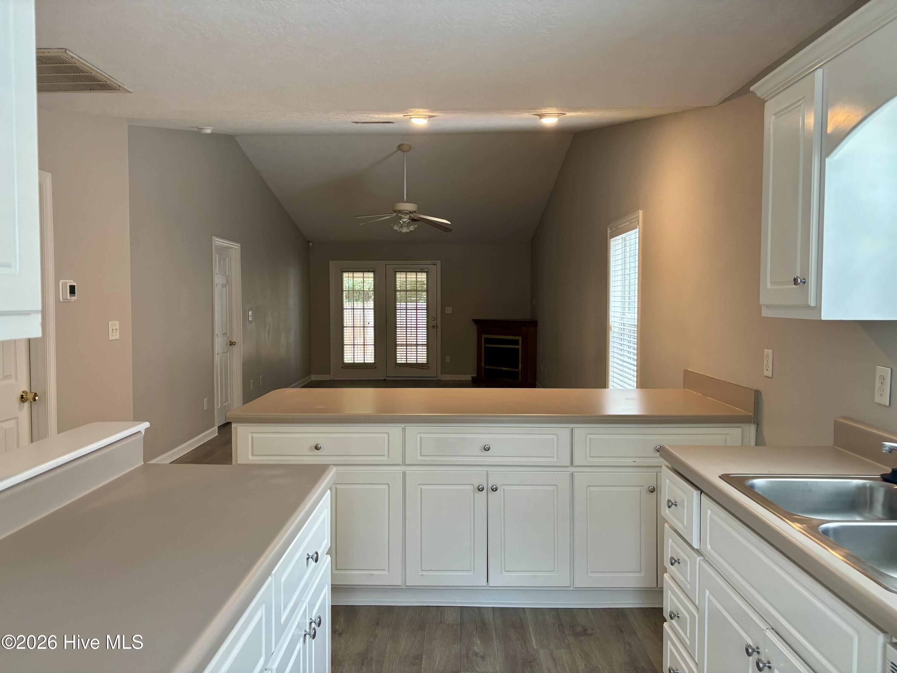 2195 Bridgeton Road Augusta, GA 30909 - Photo 4 of 12 Gallery Image 4